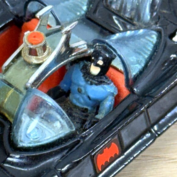 Corgi Toys #267 Batmobile w/ Batman Figure Car Toy Diecast Britain 60s Vintage - Picture 4 of 11